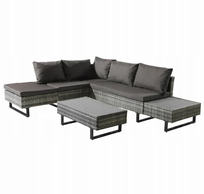Poilsio rinkinys „Berlin“ – sofa + staliukas + pagalvėlės
